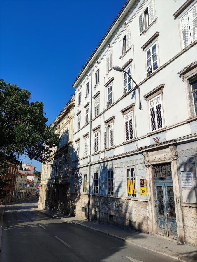 Nik Studio Apartments PUY 외부 사진